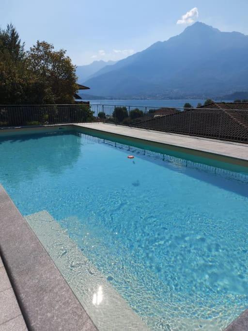Lago-Apartment Midy, Sfeervol, Zwembad, Airco Domaso Exteriér fotografie